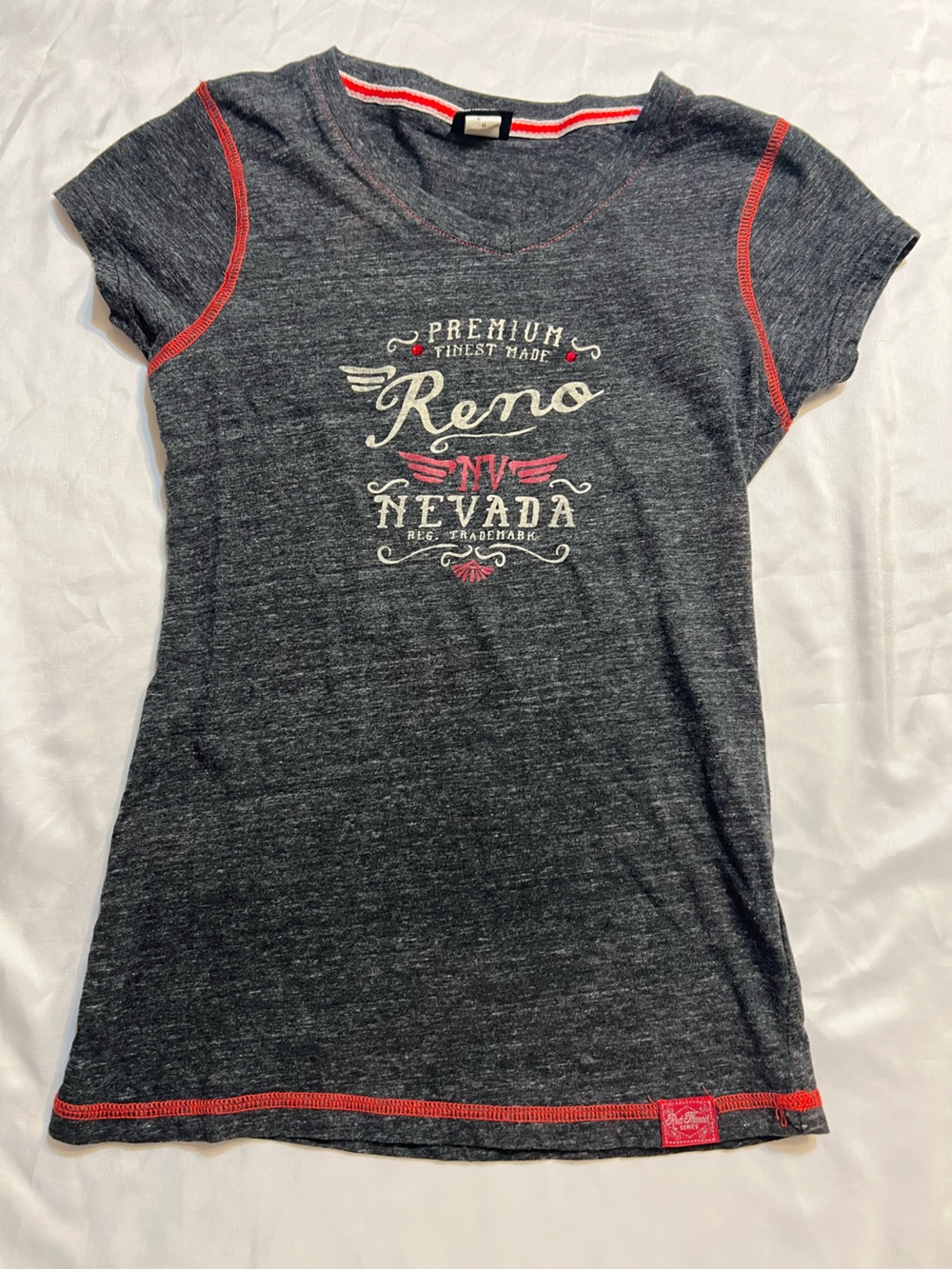 Reno Nevada Graphic Short Sleeve Tee - Dark Heather Gray with Red Trim